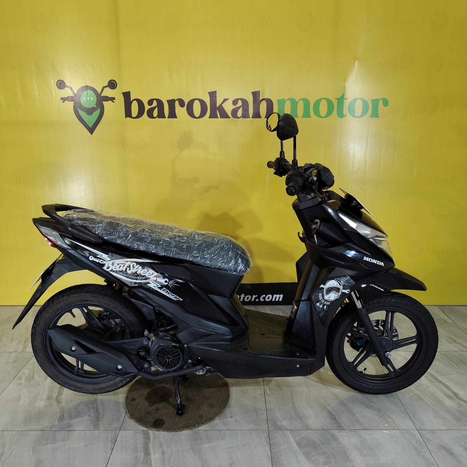 BEATSTREET-H3125BJG-foto_kanan.jpeg