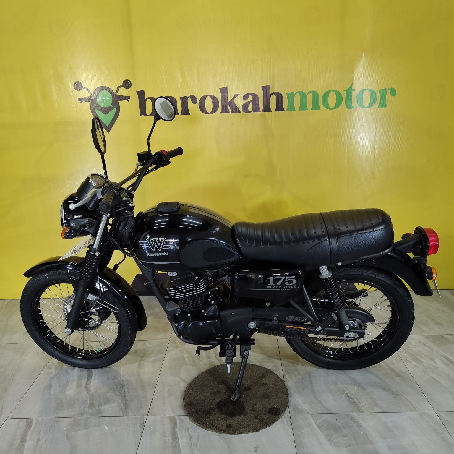 KAWASAKIW175-AA5689ACB-foto_kiri.jpeg