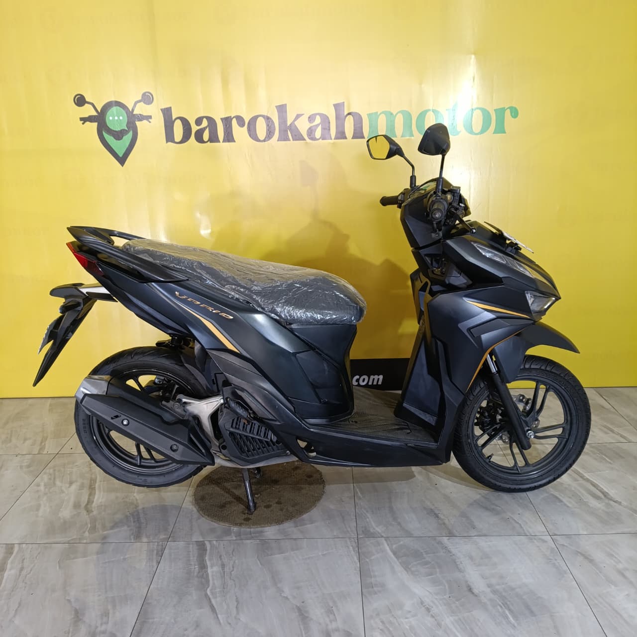 NEWVARIO125CBSISS-AB4928TP-foto_kanan.jpeg