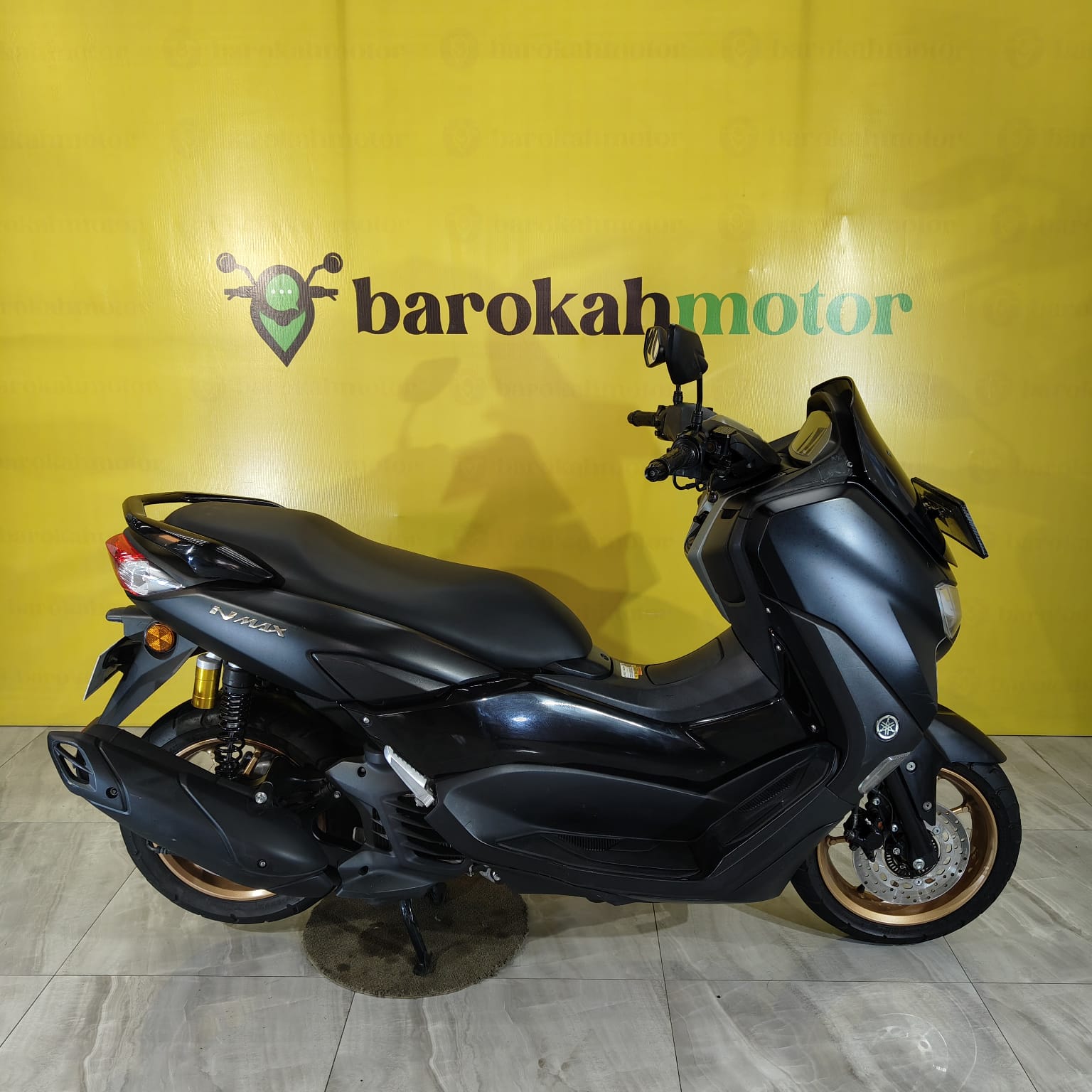 NMAX-AA6350ZT-foto_kanan.jpeg