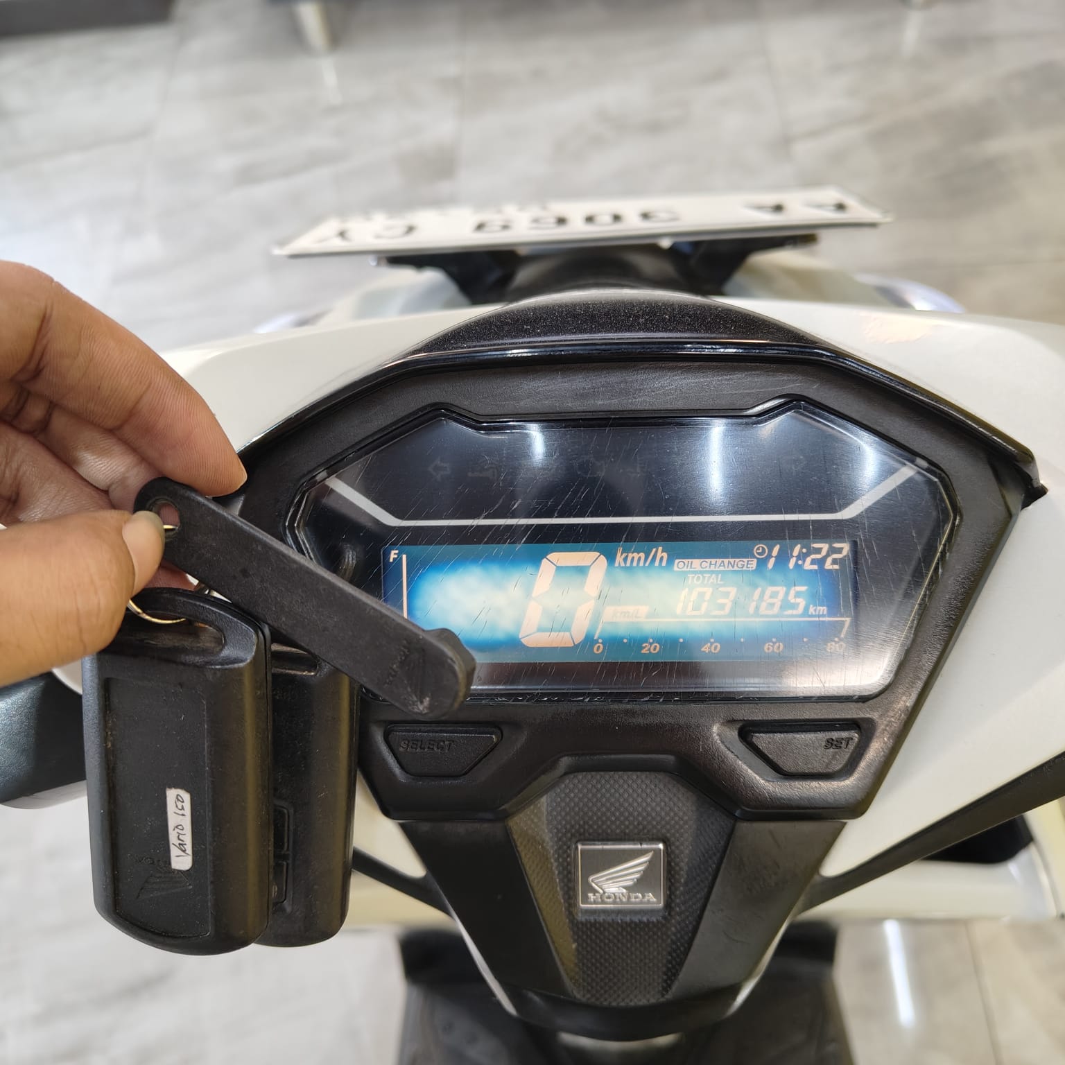 VARIO150-AA3069CY-foto_depan.jpeg